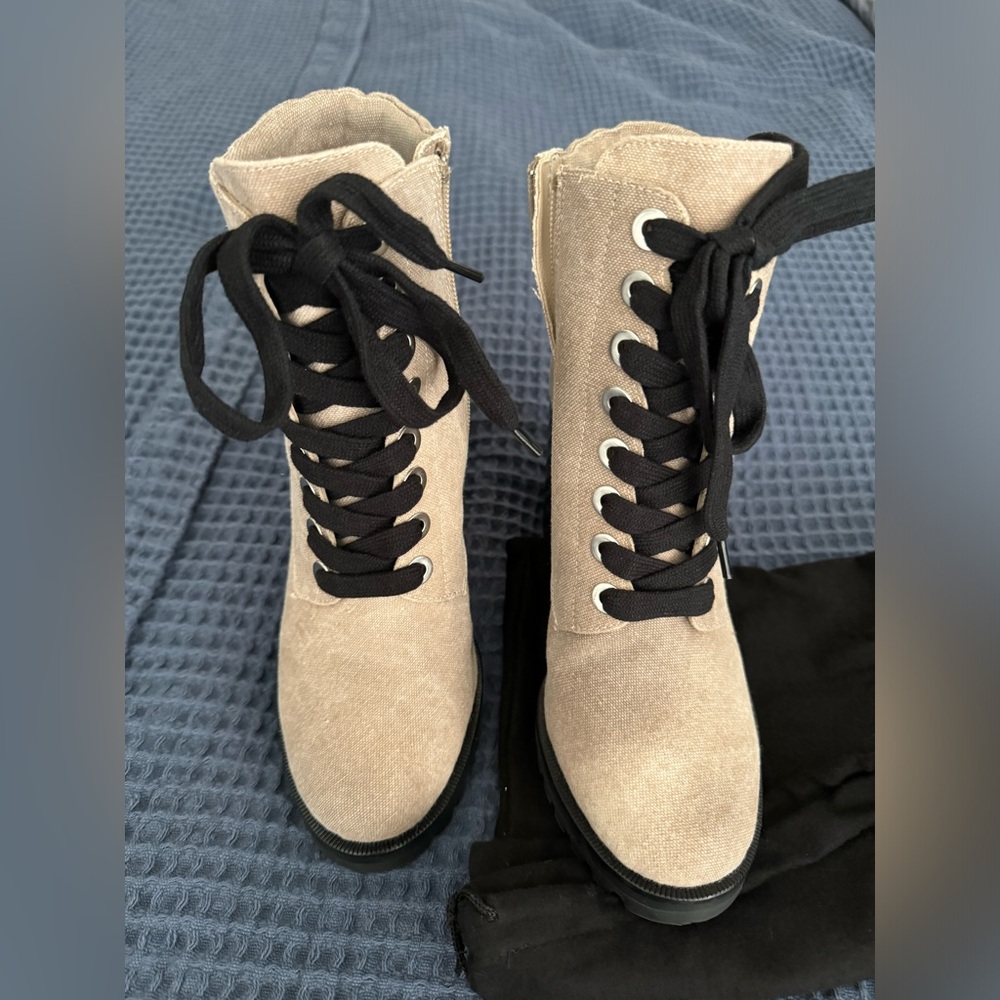 NEW Paige boots size 7
